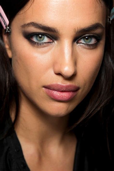 irina shayk smokey eye.